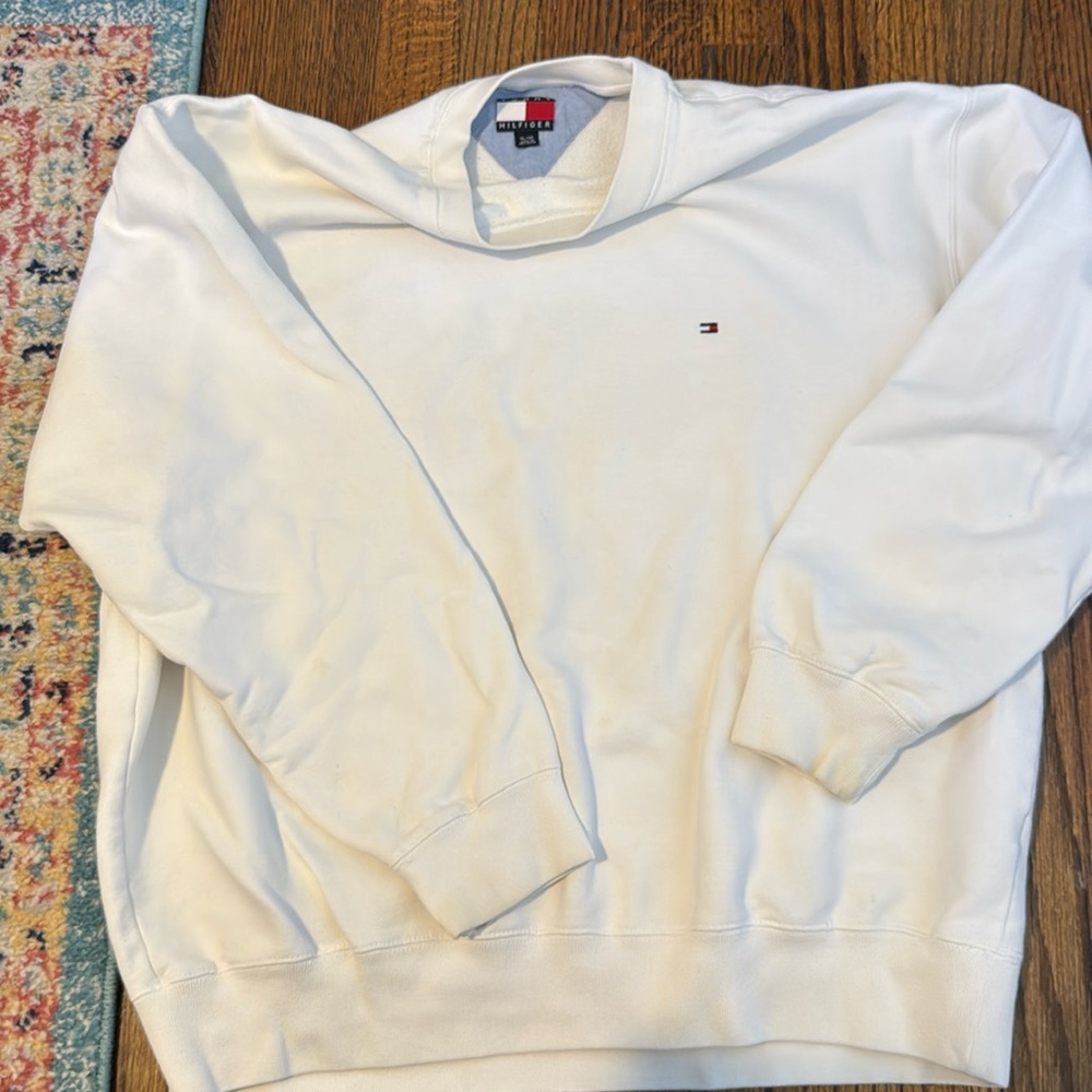 2004 Tommy Hilfiger sweatshirts